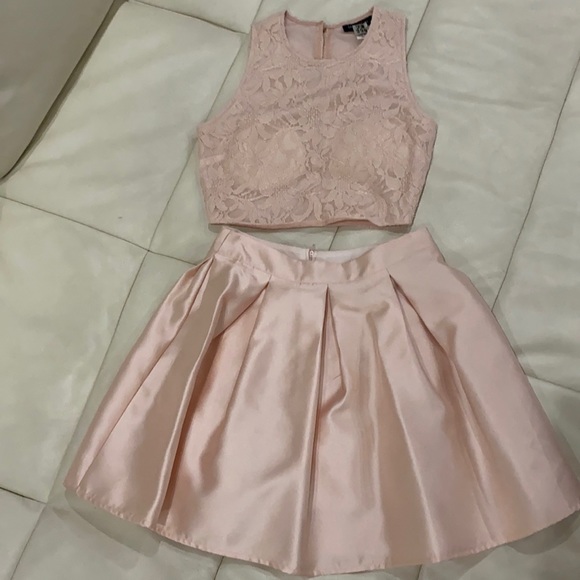 Teeze Me Dresses & Skirts - Junior Formal two piece dress Blush pink sz 1